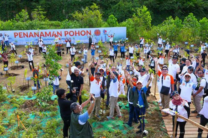 
 Realestat Indonesia Tanam 800 Bibit Pohon di Ibu Kota Nusantara dalam Rangka HUT REI ke-53