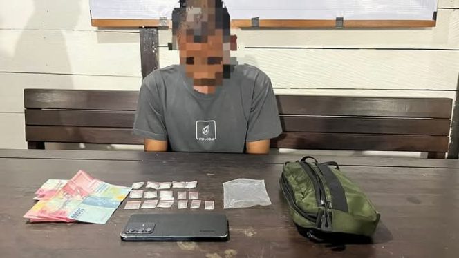 
 Polisi Amankan Pengedar Sabu di Kembang Janggut