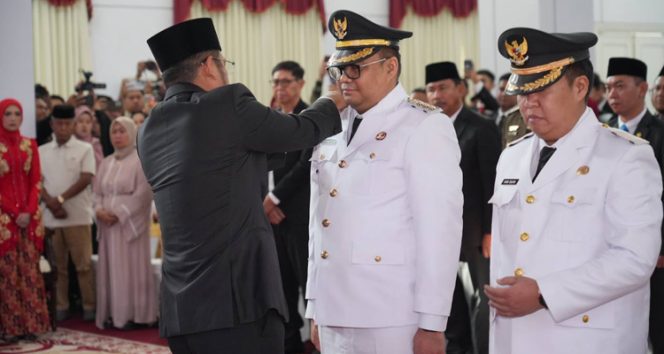 
 Aulia Rahman Basri dan Rendi Solihin Resmi Dilantik sebagai Bupati dan Wakil Bupati Kukar 2025–2030, Siap Jalankan Program Strategis
