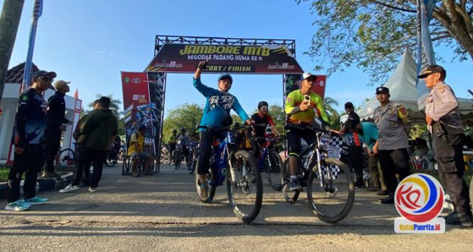 
 Ratusan Peserta Antusiame Ikuti Jambore MTB ke-11 “Begodak Padang Huma”