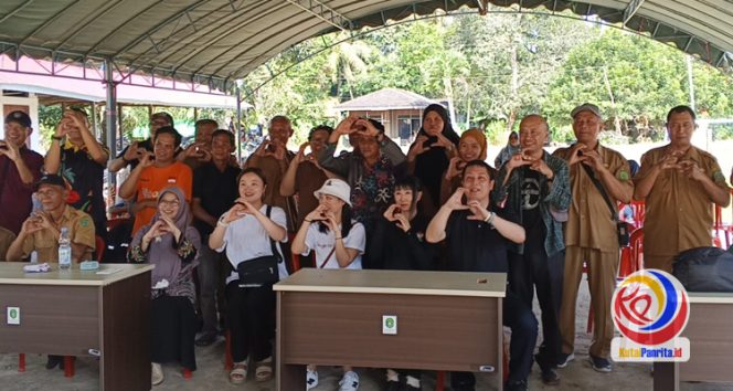 
 Kunjungan Google Jepang ke SMPN 7 Muara Kaman, Kutai Kartanegara. (Indirwan/Fairuz/KutaiPanrita.id)