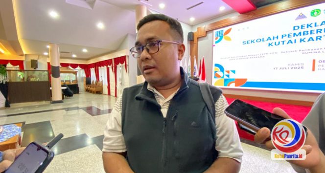 
 Pemkab Kukar Deklarasikan Sekolah Pemberdayaan Rakyat Bersama Yayasan KBBI
