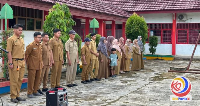 
 Aktivitas para guru SMPN 1 Sebulu. (Indirwan/Fairuzzabady/KutaiPanrita.id)