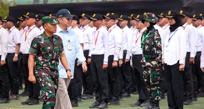 
 Ratusan pegawai ASN Otorita IKN melaksanakan misi retret pegawai tahun 2025 di Puslatpur Amborawang, Kodam VI/Mulawarman, Rabu (05/11/2025).