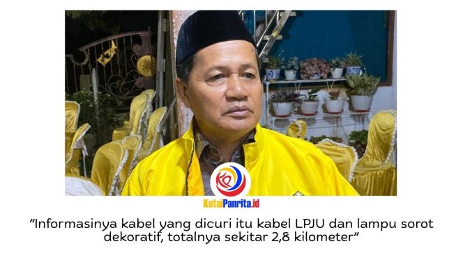 
 Wakil Ketua DPRD Kota Samarinda, Rusdi, memberikan keterangan terkait pencurian kabel LPJU di Jembatan Achmad Amins (Mahkota II), Rabu (11/2/2026) malam. Foto: Yana Ashari.