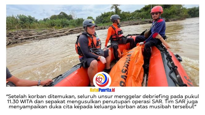 
 Tim Rescue Kantor SAR Balikpapan bersama Tim SAR Gabungan mengevakuasi Fitriadi (43), pendulang pasir yang sebelumnya dilaporkan terseret arus di Sungai Kandilo, Desa Songka, Kabupaten Paser. Dok: Basarnas Kaltim.