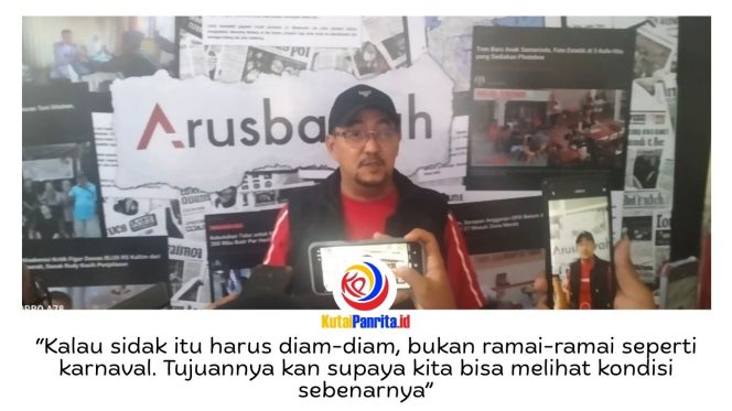 
 Ketua Komisi II DPRD Kota Samarinda, Iswandi, memberikan keterangan pers terkait pelaksanaan inspeksi mendadak (sidak) bahan pokok dan barang penting (bapokting) yang seharusnya dilakukan secara senyap, bukan bersifat seremonial. Foto: Yana Ashari.