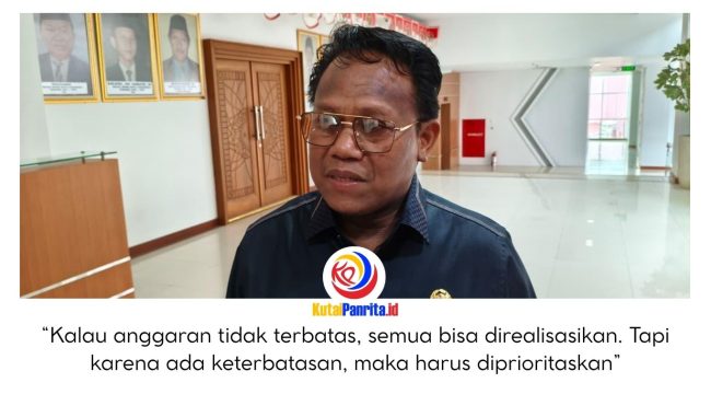 Ketua Komisi I DPRD Kota Samarinda, Samri Shaputra, memberikan keterangan bahwa pokok-pokok pikiran (Pokir) DPRD merupakan hasil nyata dari aspirasi masyarakat yang diserap melalui kegiatan reses di masing-masing daerah pemilihan (dapil). Foto: Yana Ashari.