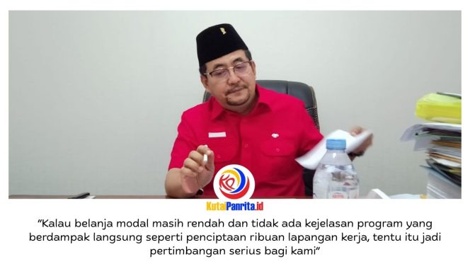 
 Ketua Komisi II DPRD Kota Samarinda, Iswandi, menegaskan bahwa pengelolaan keuangan daerah harus didukung data yang akurat serta indikator kinerja yang terukur, khususnya di lingkungan Badan Pengelola Keuangan dan Aset Daerah (BPKAD). Foto: Fathur Rabbany.