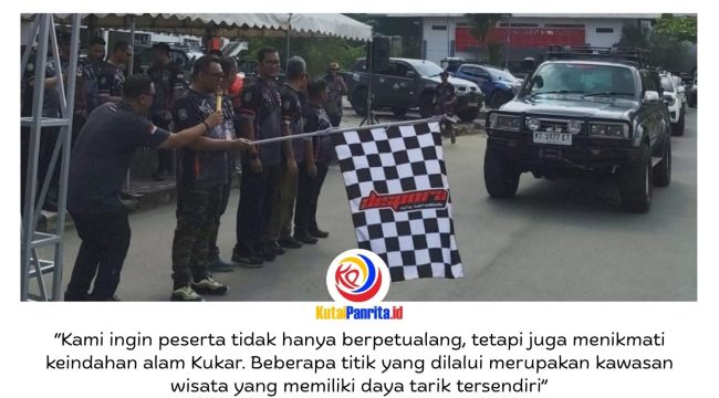 Bupati Kutai Kartanegara, Aulia Rahman Basri, didampingi Kapolres Kukar AKBP Khairul Basyar, Kepala Dispora Kukar, serta tamu undangan lainnya, melepas peserta off-roader dalam ajang Blusukan Alam Kukar (Blukar) 2026 di halaman Kantor Dispora Kukar, Jumat (24/4/2026). Pelepasan ditandai dengan pengibaran bendera start. Foto: Akmal.