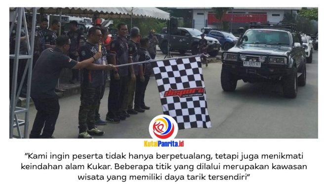 
 Bupati Kutai Kartanegara, Aulia Rahman Basri, didampingi Kapolres Kukar AKBP Khairul Basyar, Kepala Dispora Kukar, serta tamu undangan lainnya, melepas peserta off-roader dalam ajang Blusukan Alam Kukar (Blukar) 2026 di halaman Kantor Dispora Kukar, Jumat (24/4/2026). Pelepasan ditandai dengan pengibaran bendera start. Foto: Akmal.