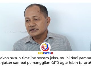 Wakil Ketua DPRD Kota Samarinda, Rusdi, memberikan keterangan terkait Pansus II DPRD Kota Samarinda yang saat ini masih memfokuskan pembahasan Rancangan Peraturan Daerah (Raperda) tentang Pengelolaan dan Pemberdayaan Pasar Rakyat pada tahap penguatan data serta penyusunan agenda kerja internal. Foto: Fathur Rabbany.