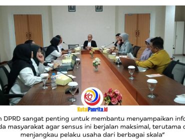 Suasana rapat dengar pendapat terkait Sensus Ekonomi 2026 di Ruang Rapat Gabungan DPRD Samarinda, Selasa (28/4/2026), dipimpin Ketua Komisi IV Mohammad Novan Syahronny Pasie dan dihadiri Kepala BPS Samarinda, Supriyanto, beserta tim. Foto: Fathur Rabbany.