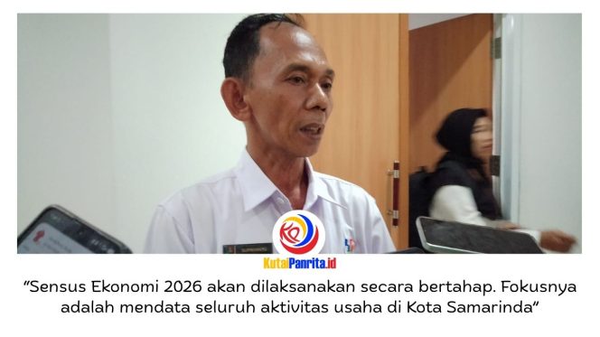 
 Kepala BPS Samarinda, Supriyanto, memberikan keterangan kepada awak media terkait persiapan Sensus Ekonomi 2026 usai hearing bersama Komisi IV DPRD Samarinda di Gedung DPRD, Selasa (28/4/2026). Foto: Fathur Rabbany.