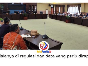 Suasana Rapat Dengar Pendapat (RDP) yang digelar Komisi IV DPRD Kabupaten Kutai Kartanegara (Kukar) di Ruang Banmus DPRD Kukar, dengan agenda pembahasan insentif guru honorer, Kamis (30/04/2026). Foto: Akmal Hafidz Krisnowo.