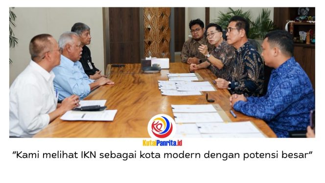 
 Penandatanganan Perjanjian Kerja Sama (PKS) antara Otorita IKN dan dua pelaku usaha pelopor dengan total nilai investasi mencapai Rp1,2 triliun. Dok: Humas Otorita Ibu Kota Nusantara.
