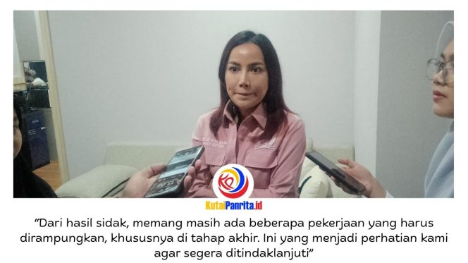 
 Wakil Ketua DPRD Kota Samarinda, Celni Pita Sari, memberikan keterangan kepada awak media terkait pentingnya kepastian anggaran lanjutan untuk penyelesaian proyek terowongan di Kota Tepian, saat ditemui di ruang kerjanya, Kamis (23/4/2026). Foto: Fathur Rabbany.