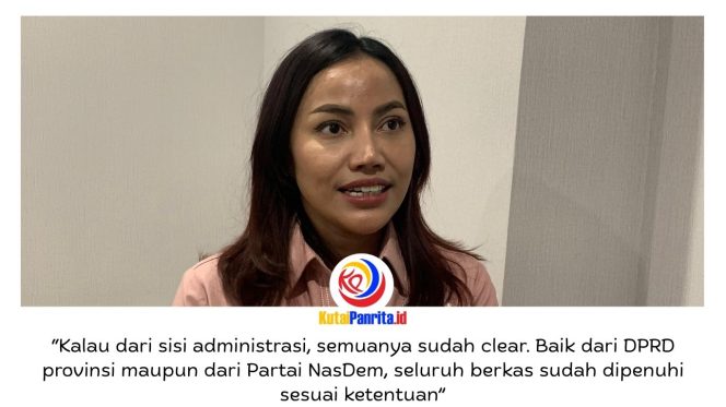 
 Wakil Ketua DPRD Kota Samarinda, Celni Pita Sari, memberikan keterangan kepada awak media terkait proses Pergantian Antar Waktu (PAW) anggota DPRD Kalimantan Timur dari Partai NasDem yang kini tinggal menunggu persetujuan pemerintah pusat. Foto: Fathur Rabbany.