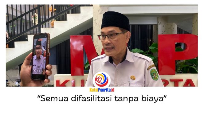 
 Kepala DPMPTSP Kukar, Alfian Noor, memberikan keterangan terkait pelaksanaan nikah dan sidang isbat pernikahan massal di Mal Pelayanan Publik Kukar, Rabu (29/4/2026). Foto: Fairuzzabady.