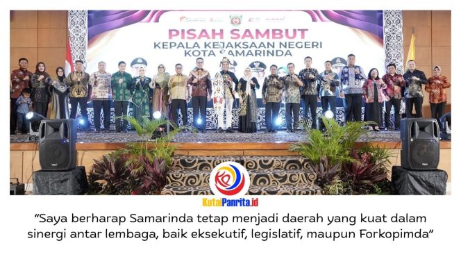 
 Suasana khidmat mewarnai acara pisah sambut Kepala Kejaksaan Negeri (Kajari) Samarinda yang digelar di Ballroom Hotel Puri Senyiur Samarinda, Rabu malam (15/4/2026). Foto: Yana Ashari.