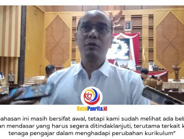 Ketua Komisi IV DPRD Kota Samarinda, Mohammad Novan Syahronny Pasie, memberikan keterangan kepada awak media terkait evaluasi implementasi kurikulum terbaru, ketersediaan tenaga pendidik, serta kondisi sarana dan prasarana di seluruh jenjang pendidikan. Foto: Fathur Rabbany.