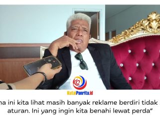 Ketua Pansus I DPRD Samarinda, Markaca, memberikan keterangan terkait regulasi reklame untuk menata pemasangan dan memastikan seluruhnya berizin resmi. Foto: Fathur Rabbany.