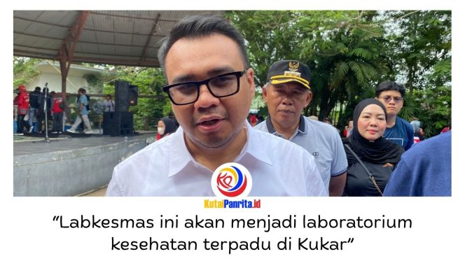 
 Aulia Rahman Basri memberikan keterangan terkait upaya Pemerintah Kabupaten Kutai Kartanegara (Kukar) dalam meningkatkan layanan kesehatan melalui pengembangan fasilitas rumah sakit, pembangunan laboratorium kesehatan masyarakat, serta pemenuhan tenaga dokter di wilayah pedalaman, Minggu (24/5/2026). Foto: Fairuzzabady.