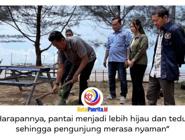 PWI Kutai Kartanegara bersama Pemerintah Desa Kersik menggelar aksi penghijauan di kawasan pesisir Pantai Biru, Desa Kersik, Kecamatan Marangkayu, Minggu (3/5/2026). Dok: PWI Kutai Kartanegara.