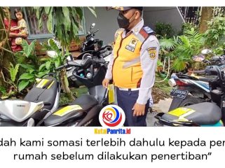 Petugas dari Dinas Perhubungan Kota Samarinda melakukan penertiban di salah satu rumah warga di Jalan Wijaya Kusuma I, Samarinda, Sabtu (9/5/2026). Foto: Fathur Rabbany.