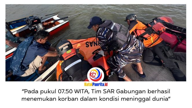 
 Tim SAR Gabungan berhasil menemukan dan mengevakuasi seorang nelayan, Muhammad Rizal (33), dalam kondisi meninggal dunia setelah sebelumnya dilaporkan terseret arus saat menjaring udang di perairan Muara Badak Ulu, Kabupaten Kutai Kartanegara, Kalimantan Timur. Dok: Basarnas Kaltim.