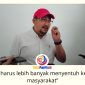 Ketua Komisi II DPRD Kota Samarinda, Iswandi, memberikan keterangan kepada awak media usai rapat bersama Dinas Perdagangan. Ia menekankan agar penggunaan anggaran lebih diprioritaskan untuk program yang berdampak langsung bagi masyarakat. Foto: Fathur Rabbany.