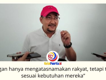 Ketua Komisi II DPRD Kota Samarinda, Iswandi, memberikan keterangan kepada awak media usai RDP bersama Diskumi. Ia meminta program pemberdayaan koperasi dan UMKM disusun berdasarkan kebutuhan nyata masyarakat agar anggaran tepat sasaran. Foto: Fathur Rabbany.