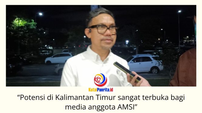 
 Wakil Ketua Umum AMSI, Upi Asmaradhana, menyampaikan pandangannya bahwa perkembangan teknologi kecerdasan buatan (Artificial Intelligence/AI) bukan ancaman bagi dunia pers, melainkan alat bantu untuk meningkatkan kualitas, produktivitas, dan daya saing media di era disrupsi digital. Foto: Fathur Rabbany.