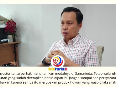 Anggota Komisi I DPRD Kota Samarinda, Ronal Stephen Lonteng, menegaskan bahwa DPRD mendukung masuknya investasi ke Kota Samarinda sebagai upaya mendorong pertumbuhan ekonomi dan membuka lapangan kerja. Namun, ia menekankan seluruh persyaratan administrasi, teknis, serta perizinan yang berlaku harus dipenuhi secara lengkap sebelum kegiatan usaha mulai beroperasi. Foto: Fathur Rabbany.