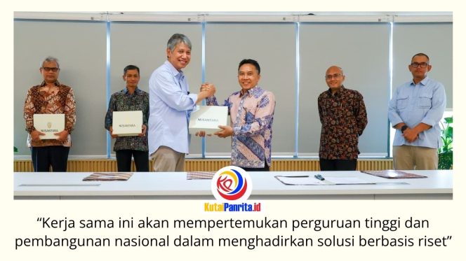
 Otorita IKN menandatangani Nota Kesepahaman (MoU) dengan empat perguruan tinggi di Kantor Otorita IKN, Selasa (9/6/2026). Kerja sama tersebut bertujuan memperkuat pengembangan sumber daya manusia, riset, dan inovasi untuk mendukung pembangunan Nusantara. Foto: Humas Otorita IKN.