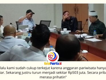 Ketua Komisi II DPRD Kota Samarinda, Iswandi, memimpin rapat kerja bersama Dinas Pemuda, Olahraga, dan Pariwisata (Disporapar) di Gedung DPRD Kota Samarinda, Rabu (1/7/2026). Rapat membahas evaluasi program serta alokasi anggaran sektor kepemudaan, olahraga, dan pariwisata. Foto: Fathur Rabbany.