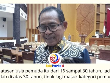 Ketua Bapemperda DPRD Kota Samarinda, Kamaruddin, menjelaskan Raperda Kepemudaan menetapkan batas usia pemuda pada rentang 16 hingga 30 tahun sebagai dasar penyelenggaraan program kepemudaan di daerah. Foto: Fathur Rabbany.