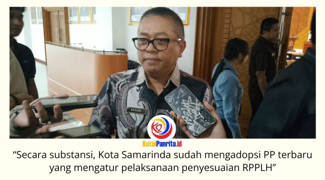 Kepala Bidang DLH Kota Samarinda, Basuni, menjelaskan Raperda Rencana Perlindungan dan Pengelolaan Lingkungan Hidup (RPPLH) terus disempurnakan sebagai pedoman perlindungan lingkungan Kota Samarinda untuk jangka panjang. Foto: Fathur Rabbany.