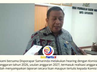 Kepala Disporapar Kota Samarinda, Muslimin, menyampaikan optimisme pencapaian target Pendapatan Asli Daerah (PAD) 2026 dari pengelolaan UPTD, dengan realisasi hingga triwulan II telah melampaui 50 persen dari target. Foto: Fathur Rabbany.