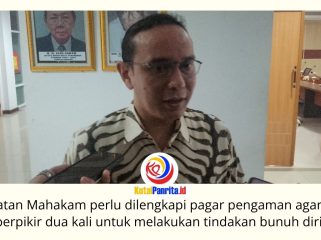 Anggota DPRD Kota Samarinda, Mohammad Novan Syahronny Pasie, mendorong pemasangan pagar pengaman di Jembatan Mahakam dan Jembatan Mahakam IV sebagai upaya mencegah aksi bunuh diri serta meningkatkan keselamatan pengguna jembatan. Foto: Fathur Rabbany.