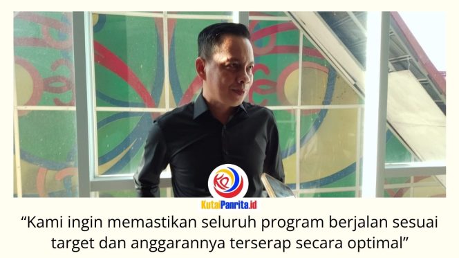
 Anggota Komisi I DPRD Kota Samarinda, Ronal Stephen Lonteng, memberikan keterangan usai rapat kerja bersama Diskominfo Kota Samarinda, Senin (6/7/2026). Rapat membahas evaluasi realisasi program dan penyerapan anggaran hingga memasuki triwulan III. Foto: Fathur Rabbany.