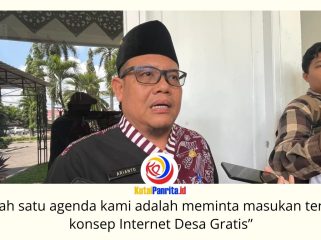 Kepala DPMD Kukar, Arianto, menjelaskan kunjungan ke Telkom University bersama Bupati Kutai Kartanegara membahas penguatan kerja sama pendidikan dan penyusunan konsep program Internet Desa Gratis. Foto: Fairuzzabady.