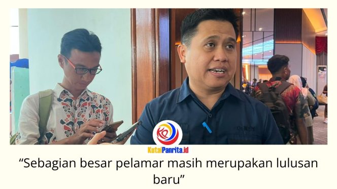 
 Pelaksana Tugas (Plt) Kepala Distransnaker Kutai Kartanegara, Dendi Irwan Fahriza, menegaskan pemerintah akan merespons tingginya jumlah lulusan baru dengan memperkuat program pelatihan berbasis kompetensi sesuai kebutuhan industri.