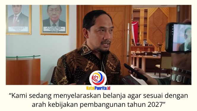
 Anggota Banggar DPRD Kota Samarinda, Abdul Rohim, menyampaikan pembahasan PPAS 2027 kini memasuki sektor belanja setelah Banggar menuntaskan pembahasan target pendapatan daerah. Foto: Fathur Rabbany.