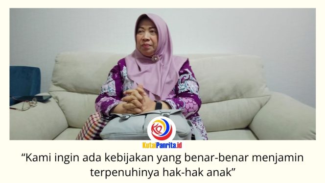 
 Wakil Ketua Komisi IV DPRD Kota Samarinda, Sri Puji Astuti, mendorong Pemkot Samarinda menyusun kebijakan terpadu guna mewujudkan Kota Layak Anak melalui penguatan layanan pendidikan, kesehatan, dan penyediaan fasilitas publik yang ramah anak. Foto: Fathur Rabbany.