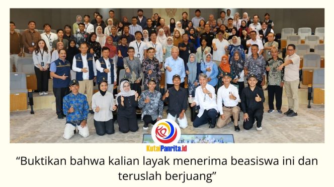 
 Otorita IKN melepas tujuh putra-putri terbaik dari kawasan delineasi IKN penerima Beasiswa Universitas Brawijaya Tahun Akademik 2026/2027, Kamis (23/7/2026), sebagai upaya mencetak SDM lokal unggul untuk mendukung pembangunan Ibu Kota Nusantara. Foto: Humas IKN.