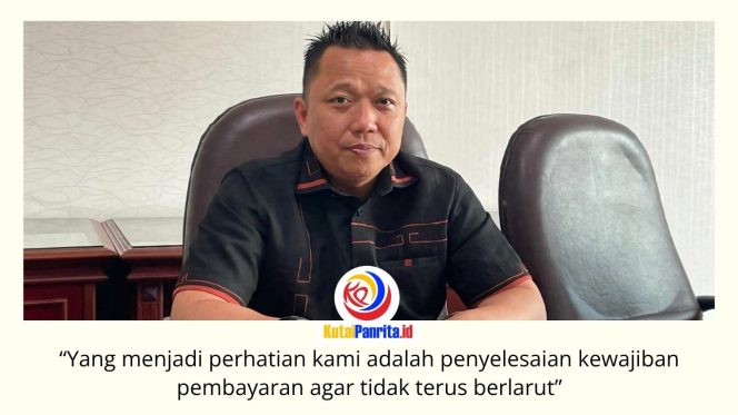
 Ketua Komisi III DPRD Kota Samarinda, Deni Hakim Anwar, menegaskan pemerintah daerah harus segera menuntaskan tunggakan pembayaran proyek kepada penyedia jasa dan rekanan guna menjaga kredibilitas serta memastikan program pelayanan publik tetap berjalan optimal. Foto: Fathur Rabbany.