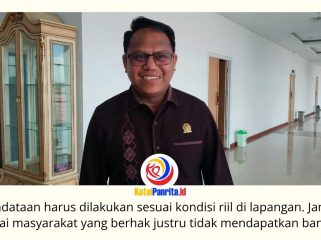 Ketua Komisi I DPRD Kota Samarinda, Samri Syaputra, mengingatkan petugas sensus agar melakukan pendataan masyarakat secara cermat, objektif, dan profesional. Menurutnya, akurasi data menjadi kunci agar penyaluran bantuan sosial tepat sasaran dan benar-benar diterima oleh warga yang berhak. Foto: Fathur Rabbany.
