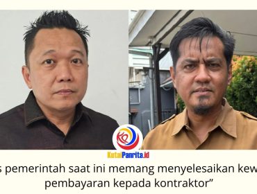 Ketua Komisi III DPRD Kota Samarinda, Deni Hakim Anwar, bersama Pelaksana Tugas Kepala Dinas PUPR Kota Samarinda, Hendra Kusuma, usai mengikuti rapat pembahasan evaluasi program dan penyelesaian utang proyek pembangunan 2025. Foto: Fathur Rabbany.