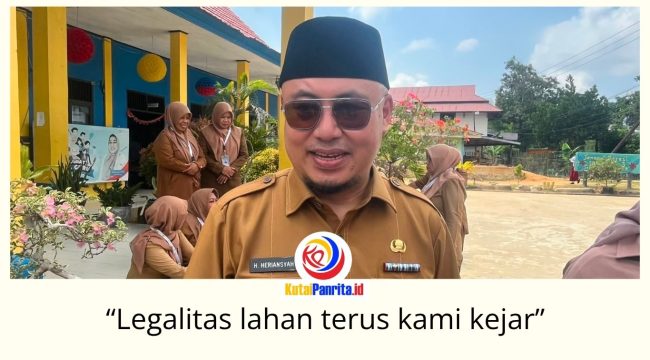 Kepala Disdikbud Kukar Heriansyah menegaskan program pembangunan dan rehabilitasi sekolah menyasar SD dan SMP sesuai kondisi bangunan dan kelengkapan administrasi. Foto: Fairuzzabady.